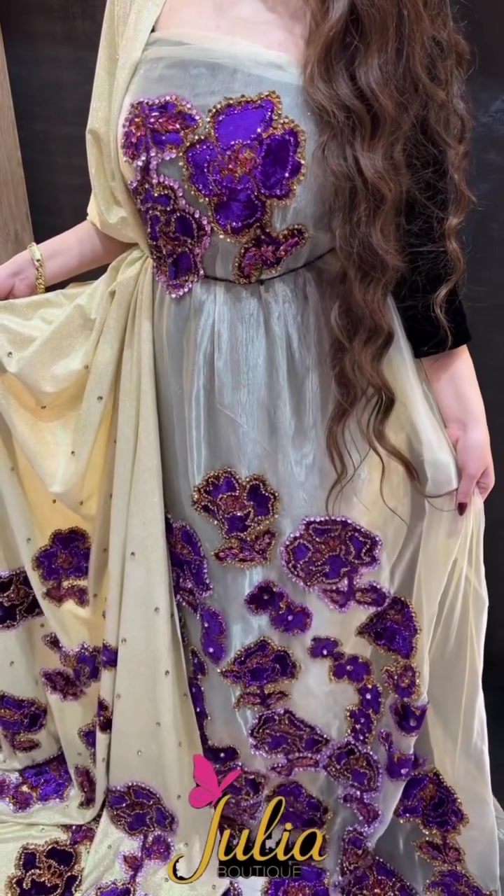 #hawler #instagram #trendingreels #viralreels #viral

نص مكتوب في الصور:
- Julia BOUTIQUE