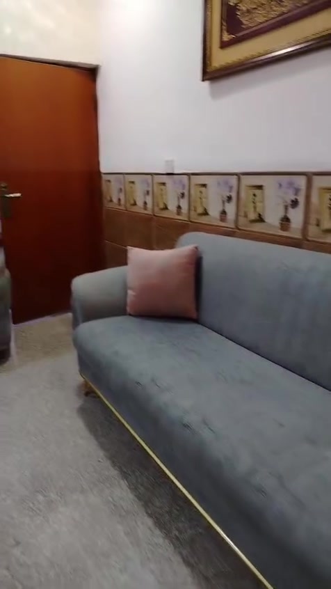 تخم مستعمل قليل
احطاطه
ونضيف  سعره 900 وبي مجال
عنوان الغزاليه

نص مكتوب في الصور:
- HONOR X8d