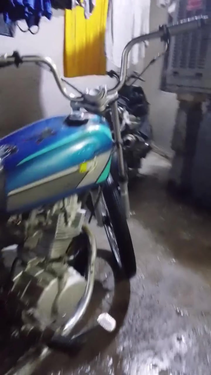 سلام عليكم نامه شلامجه مكينه مجفته تجفيت عام بعده علسحك سعره250قفل قفل اذا دكل 240اركعك بحضر مكاني بغداد العامريه رقم ***********
