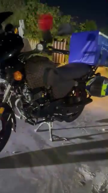 دراجه دايواند موديل 24 رقم أربيل  ماشيه 3000 محرك بل شرط دراجه مكفوله من تأثير للتاير  شاصي عريض الهندي السعر مليونين ونص وبيه مجال  رقم بي وات ساب ***********
