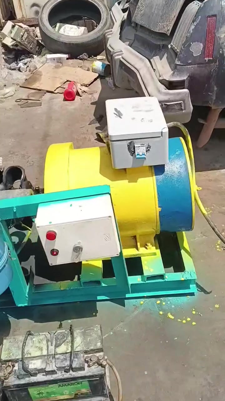 «« مولده  كيا   للبيع 2701 محرك لا صرف ولاتبخير »»
((راس توليد 30kv  اثري 120 امبير))
سعر 14ورقه💲
وبيها مجال
عنوان الناصريه الرفاعي حي صناعي بلوك 4 

هـ ***********
هـ ***********
