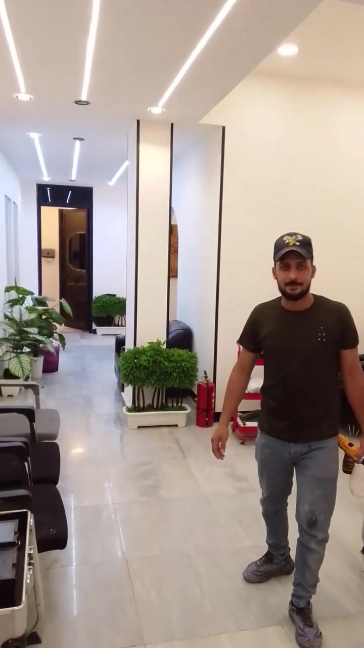 ⚡️ من أعمالنا – تقفيل أحد مواقع العمل / زيونة ⚡️
🏠 مركز صالون
🔌 تقفيل الأعمال الكهربائية
💡 تنصيب وتركيب البروفايل والسبورت لايت
⚡ تسليك وتنظيم الوايرات
📹 تأسيس وتسليك الكامرات بنظام تري كيبل
📹 فنش وتقفيل منظومة الكامرات
🔄 تحويل التوصيلات من فيشة IP إلى BNC
💿📀وتنصيب سستم سماعات 
✨ شغل مرتب، تأسيس مضبوط، وفنش نظيف بإشراف كادر الحياة ✨
👷‍♂️ أبو عباس كهربائي – كادر الحياة
📞 ***********
#كادر_الحياة #أبو_عباس_كهربائي #كهرباء #كامرات #بروفايل #سبورت_لايت #زيونة #تشطيبات #تقفيل_كهرباء
