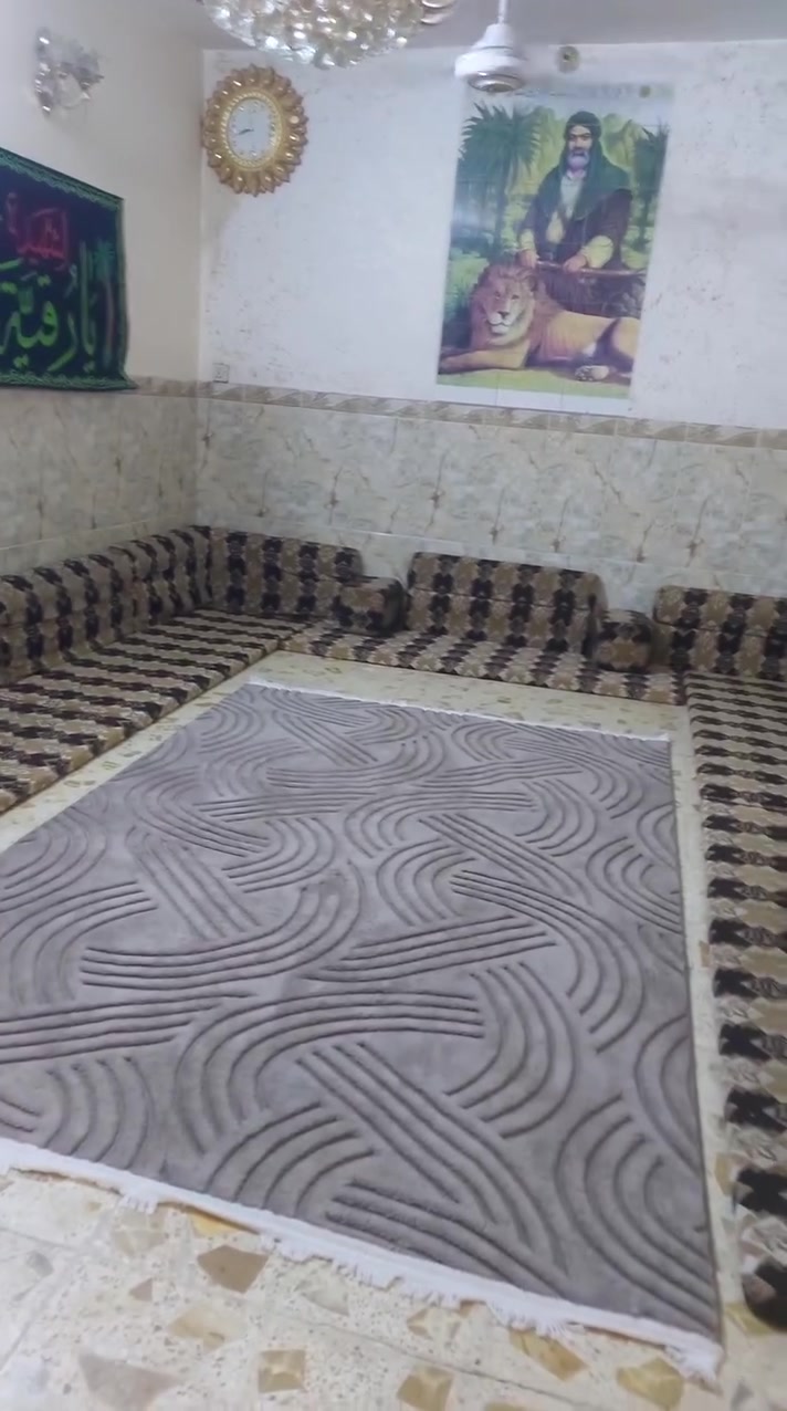 السلام عليكم متوفر جلسة تتكون من ٧ مقاعد نضافة ٨٠@١٠٠ السعر ١٧٥ مكان كربلاء حي العامل الاستفسار الاتصال ***********
