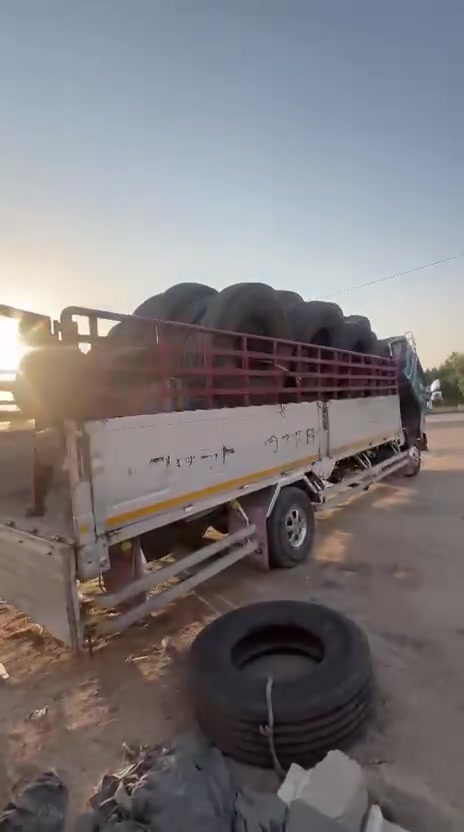 السلام عليكم
على بركة الله وصول وجبة تايرات بالة مستعمل احجام كبيرة 
حجم 24 وإنتاج حديث كله 25و 24
حجم 22 على 295 تاير جديد كلش كلش ياباني وهندي 
حجم 20 على 1000 تاير جديد نقشه عاليه ياباني
للاتصال ‭***********
