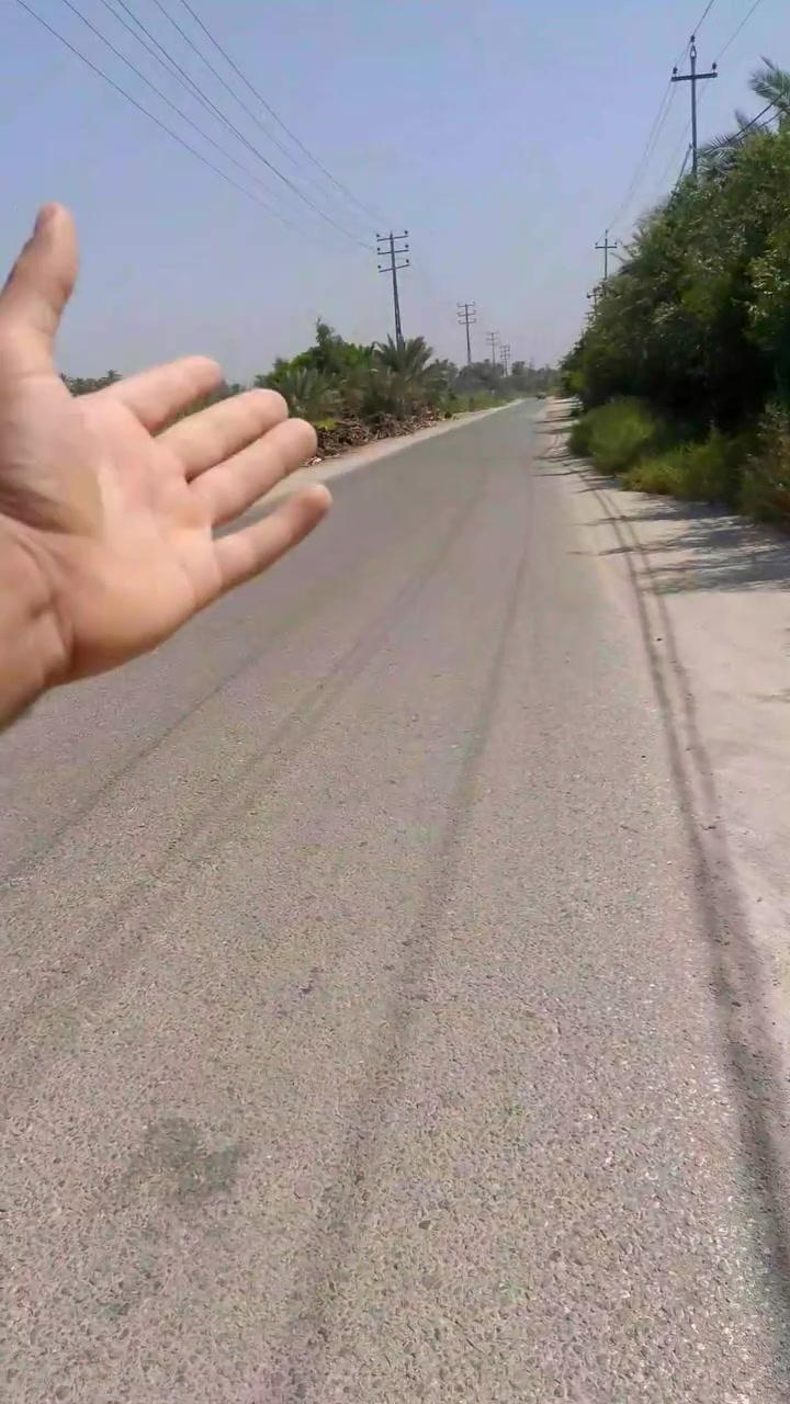سلام عليكم عندي قطعه 200متر لبيع شارع بغداد طريق مطبخ العتبه قرب جسر اخضر وجهيه 10 ونزال 20 باقي تفاصيل مذكوره بل فيديو سعر 75
***********
