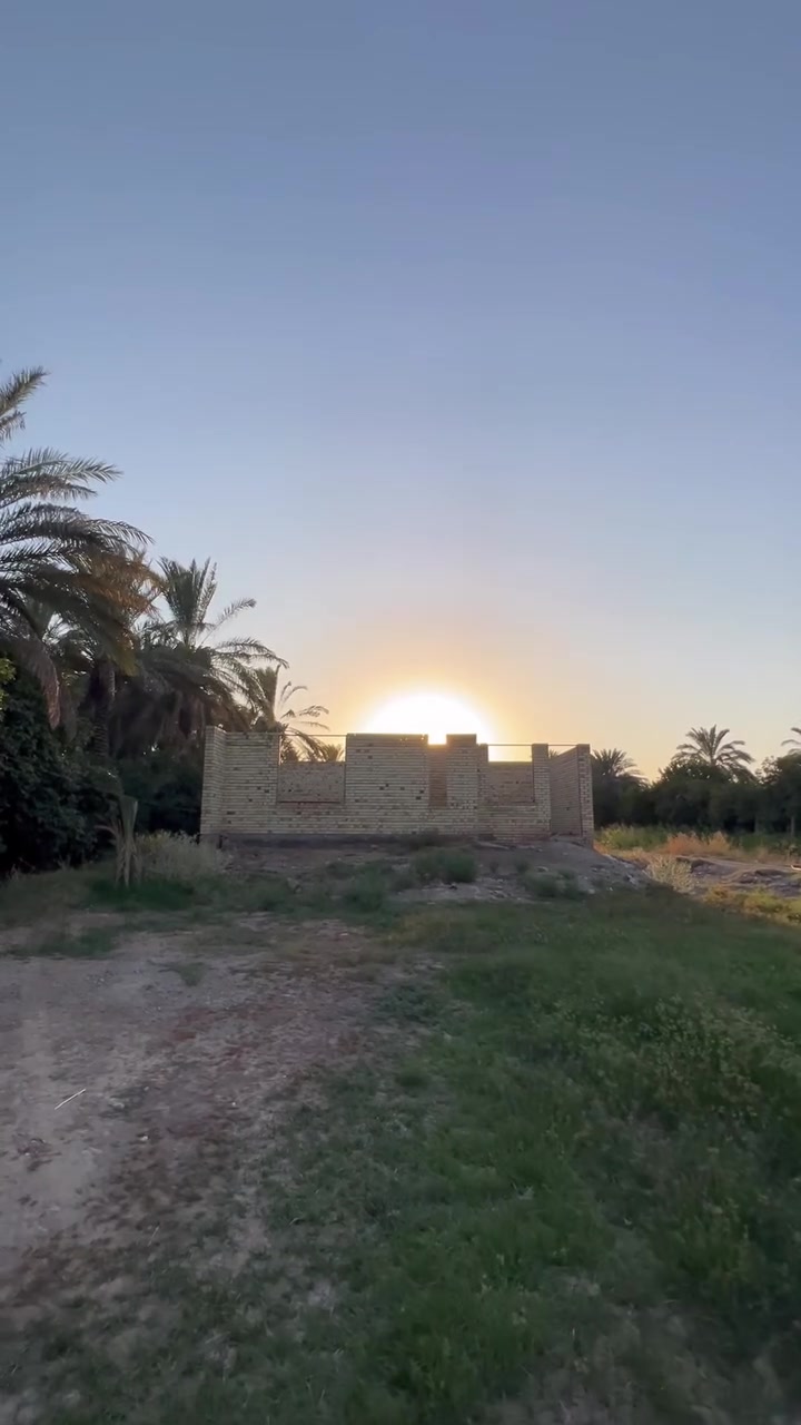السلام عليكم ورحمة الله وبركاته 👋👋

✨__عقار مناسب موقع مميز __✨

قطعه ارض للبيع مع دار هيكل 🏠 

الواجه (18) متر 📏
النزال (50) متر 📈

📄المساحه الكليه (900) متر 
سند مستقل تحويل وفتح بيان بسم المشتري علئ طابوا الزهور 

البناء 👷‍♂️ 👷 
1. (2) غرف نوم 
2. صاله كبيره 
3. مطبخ 
4. صاله ضيوف كبيره 

الخدمات ☑️ ✔️ 
1. تبليط 
2. ماء اساله 💦 
3. كهرباء ⚡️ 
4. سكن 
5. مدارس 🏫 
6. أسواق 

📍📍العنوان بغداد الراشديه منطقه الساده البوحيات قرب مدرسه الواحه الخضراء 

للتواصل لمعرفه السعر الاتصال علئ الرقم 

*********** اتصال 📞 ☎️ 

#التواصل

#H
#دبي
#امارات
#السعوديه
#عراق
#اليا
#السعوديه
#موصل
#كراده
