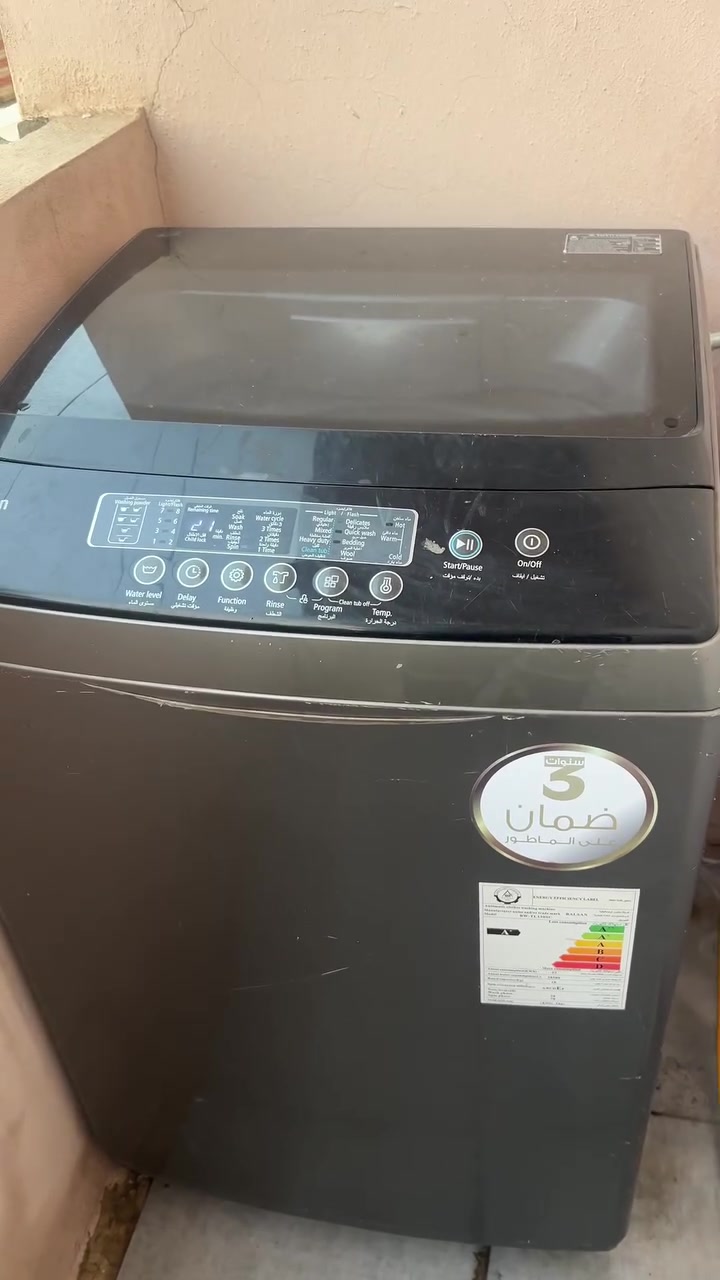 طباخ اربي الايطالي الاصلي 
ساحبه نوعيتها الاصليه ار بي لوكس البركه 
ملاحضه الطباخ والساحبه استخدام شهر بس 
كابسه صاج مال مطاعم النوعيه الاصليه 
غساله اوتماتيكيه بلسن 18كيلو تغسل بطانيات 
ميز بلازمه تركي خشب بلوك ثنين ميكدرون يشيلو من كد ما ثكيل 
الشعب السريدات الشراي يدخل خاص 
***********واتساب
