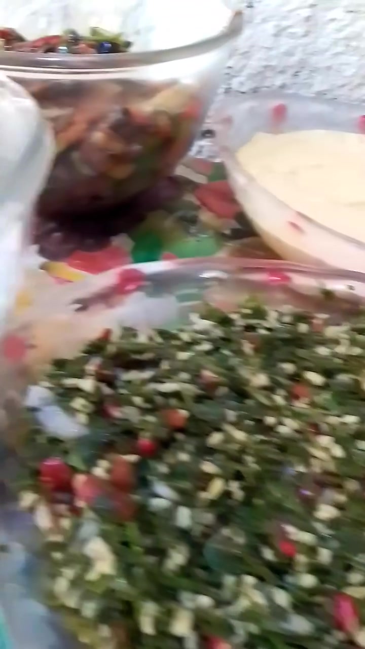 السلام عليكم
يوجد لدينا مقبلات افضل مقبلات بلشنافيه وية كبه مال بيت مع فلافل درجه اول وفنكر
