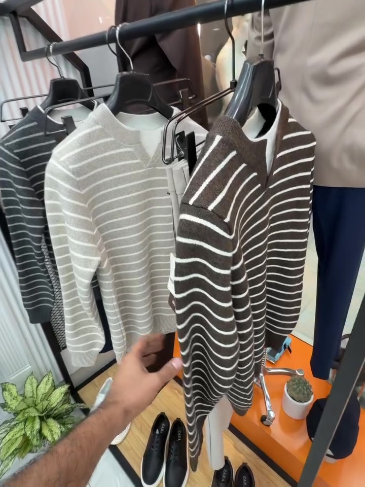 مقاسات M L • XL XXL • علق بـ تم