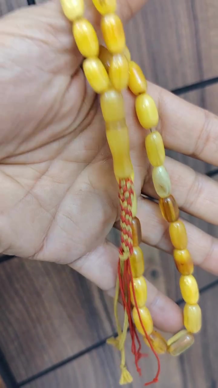 📿 الي يشوفها يكول كهرب 📿
#سندلوس الماني قديم كفية ب65الف
بغداد المشتل 
واتساب***********
