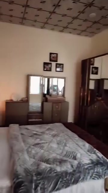 غرفه تركي للبيع بيها اضرار بسيطه تواصل ع خاص #سعر ٣٥٠ عنوان حي الميثاق
