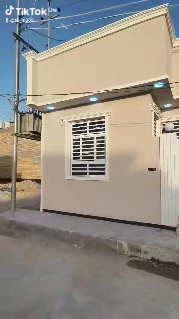 بيت طابو للبيع ١٠٠م بناء حديث الاسكان الصناعي بل ٣٠٠٠ لتواصل ع الرقم  ***********

