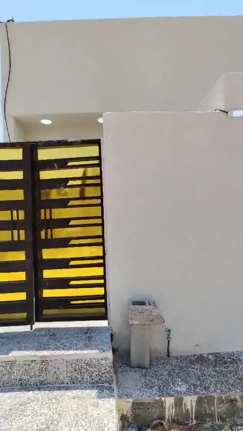 السلام عليكم يوجد لدينا بيوت كافة المساحات العنوان بغداد مدينة الصدر الحميديه شارع سيد عوده الاتصال ***********

