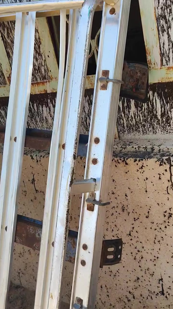 سلام عليكم للبيع سوبايه ترهم على الاندكروز والبترول ***********
