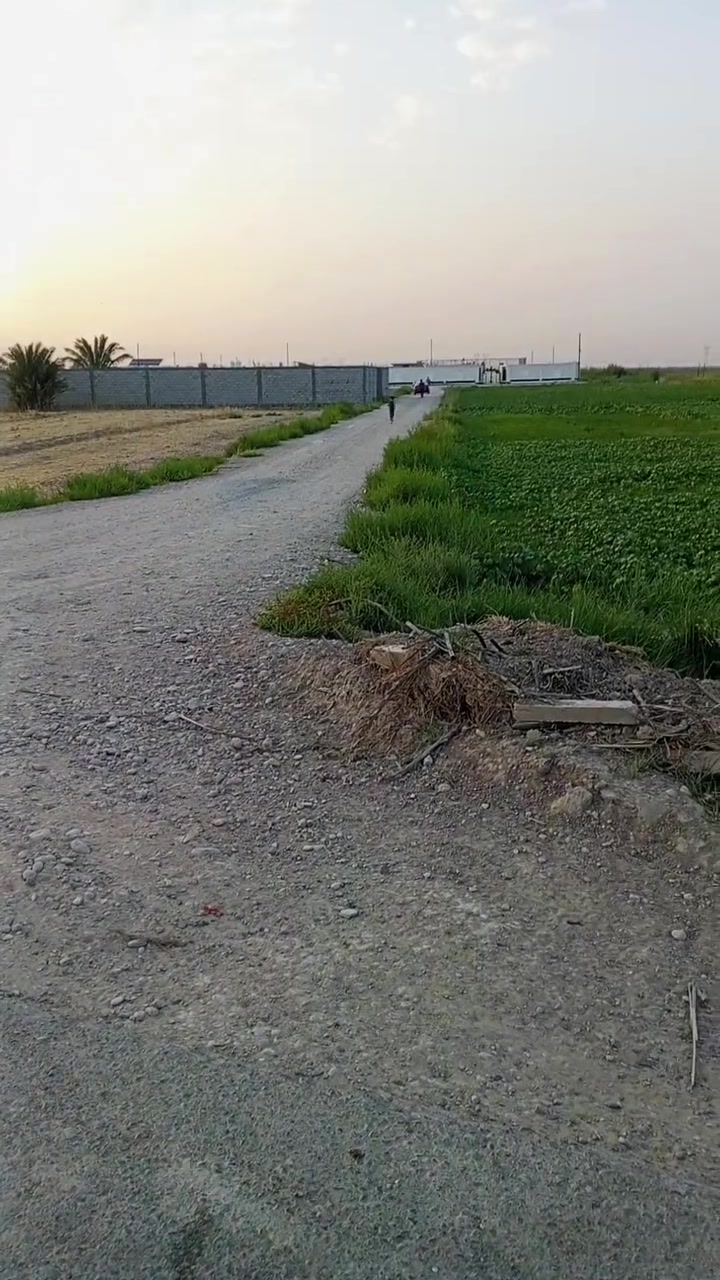 دونم للبيع سند 25 مفوض بلطابو
يبعد عن الشارع 30 متر 
قرب بسمايه السعر 130 قابل للتفاوض
متوفر بي الخدمات
للاستفسار اتصل على الرقم ***********
