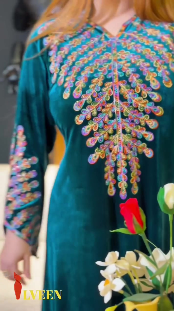 دشداشة قديفة سوبر الماس دبل كلوش حزام
⚜️سعر الدرزن 185 الف ⚜️
قياسات L XL 2XL 
الدرزن يجي 4 الوان 
اقل طلب درزن
