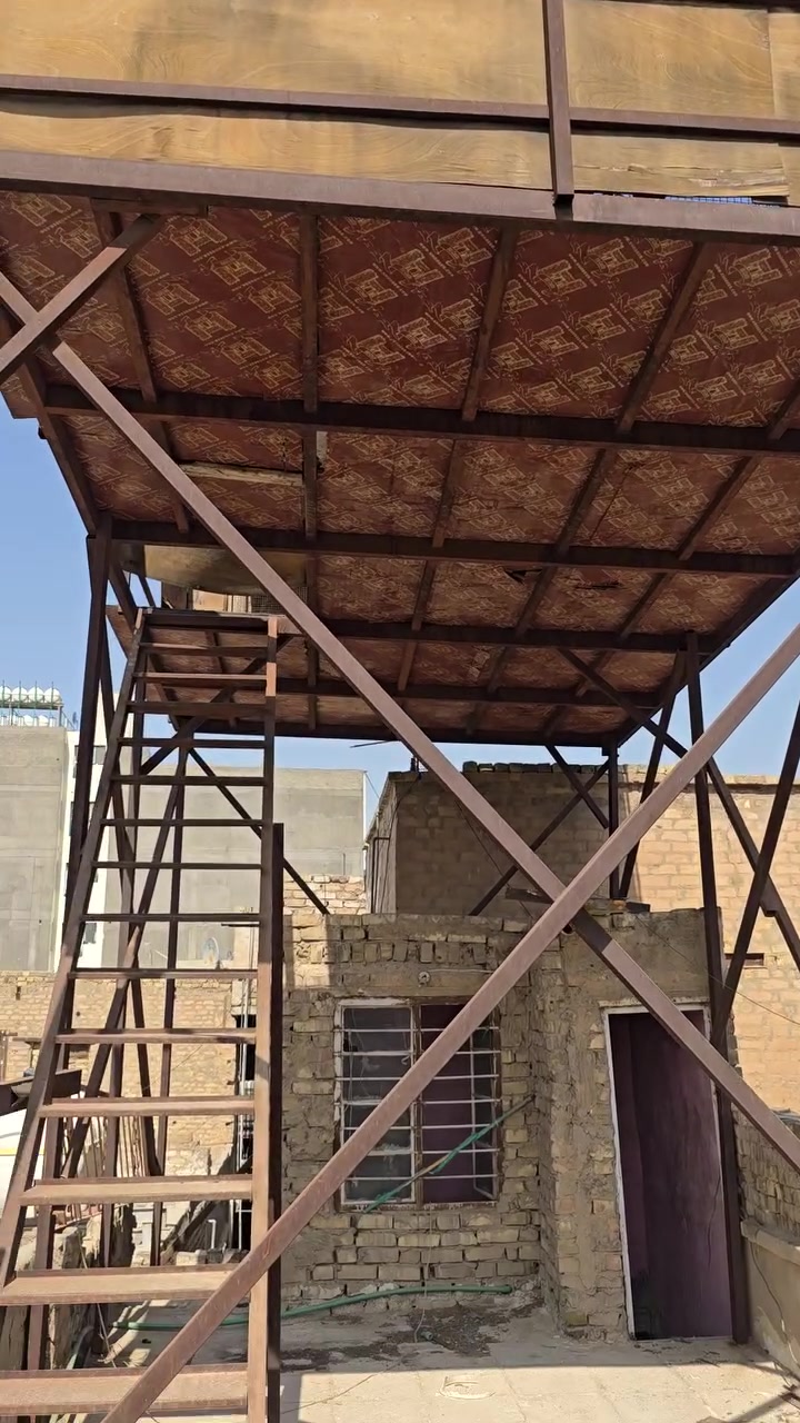 عزولة • ارتفاع ٥م • الاعظمية بغداد