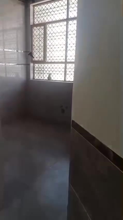 مجمع الدار السكني مقابل مدرسة التكافل الابتدائية.. بالكوكل تطلع الخريطة ...
اكتب مدرسة التكافل الابتدائية.
محتويات البيت ////
3 غرف ويمكن بناء وحده بعد يكون 4 غرف 

الطابق الأول(الأرضي) غرفة و مطبخ واستقبال وصحيات داخلية وخارجية و بلكونه ومنور وساحة ومكان مغسلة ومخزن اسفل الدرج  وصالة .

الطابق الأول ( العلوي) البعض يسمية طابق ثاني .
غرف 2 و صالة و صحيات كبيرة وبلكونه عدد 2//***********
