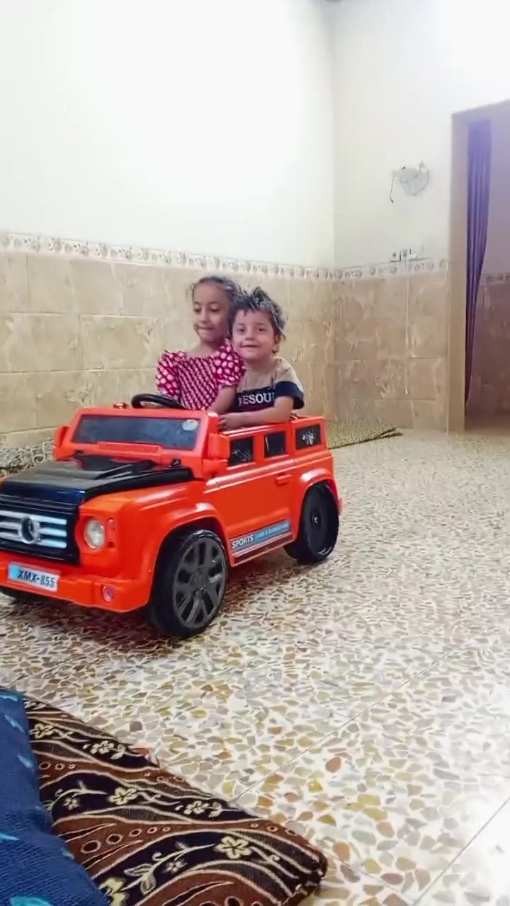 السلام عليكم سياره عل شحن شغاله مابيها نقص للبيع
