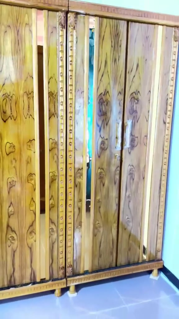 معمل نجاره الجليل الفرع لأول شارع الطبيب الفرع الثاني السده قرب مشروع العملاق فصال حسب الطلب *********** وتساب*********** السعر خاص
