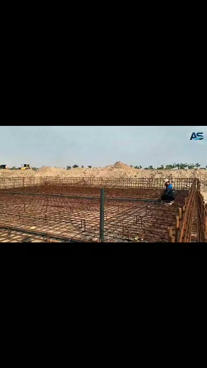 الحمدلله تم تنفيذ مسابح في تكريت كادرنا مختص من الاف الى الياء ما يتعلق من المسابح جميع محافظات العراق الاتصال 
***********
***********
