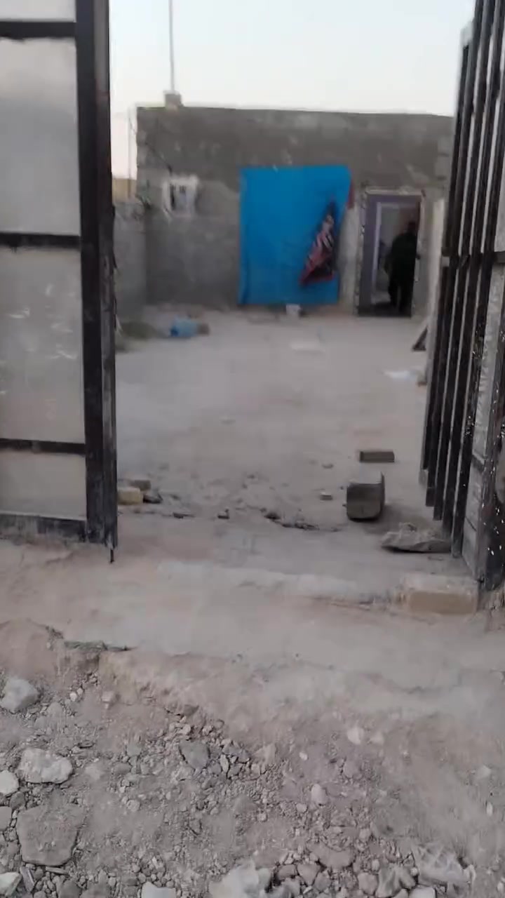 بيت لبيع مساحته 100 متر واجه 5 ونزال 20 سند زراعي 25
بي غرفه وصاله
شارعه 6متر
بيت نضيف
سعر 15وبي
مكان بابل الحمزه الغربي حي بابل
***********
