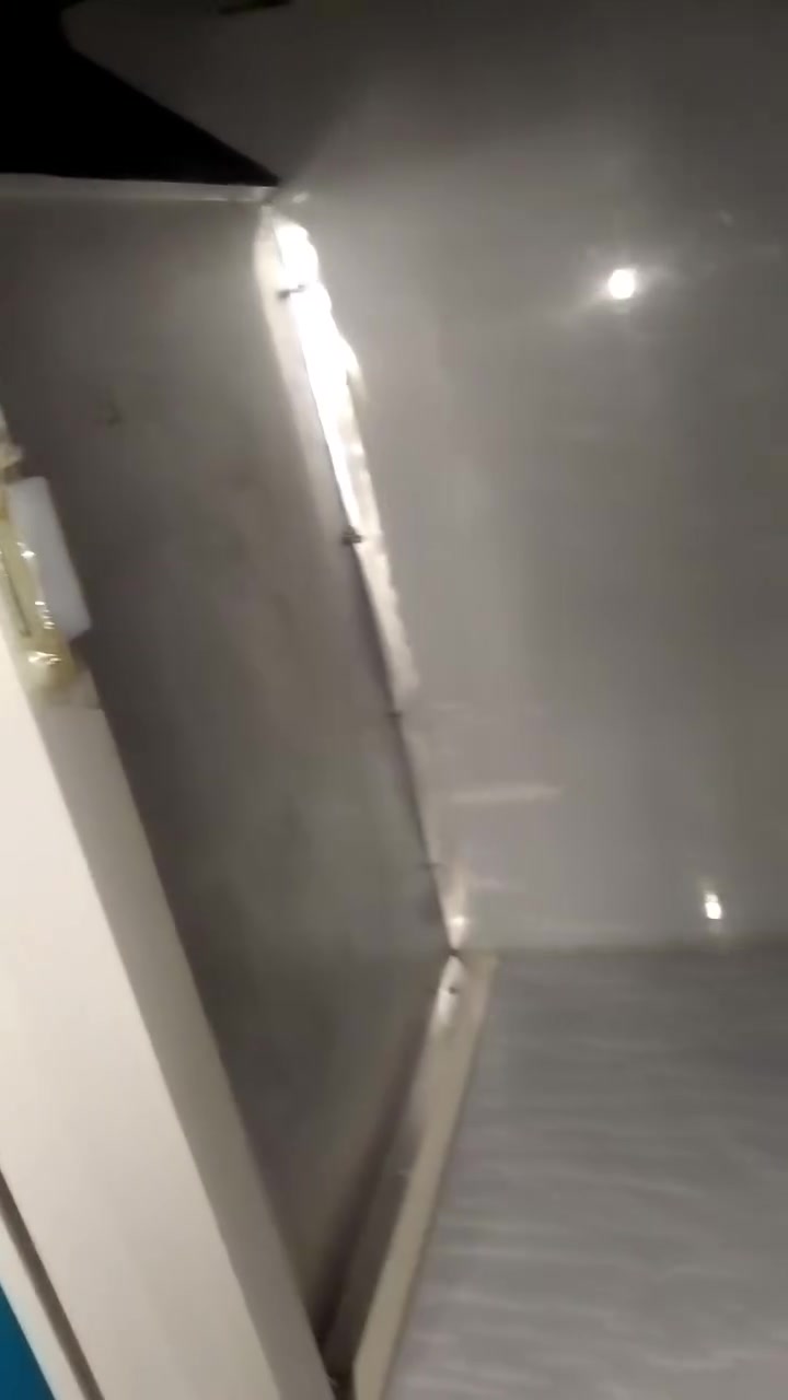 سلام عليكم كاونتر لبيع تزكام ونضيف مثل ما منشور بل ضبط  سعر 900 وبيه مجال ستفسار ع هاذء لرقم*********** كربلاء حي عسكري قرب برج اسيا

نص مكتوب في الصور:
- 10:06 ١٠:٠٦ الأحد، ١٣ سبتمبر