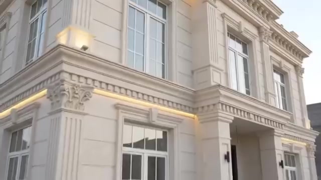 ​👷‍♂️ خدماتنا المتخصصة تشمل:
أعمال اللبخ والطلس بجودة عالية واستقامة مثالية للجدران.

​الواجهات الحديثة والمودرن كلاسيك (أوف وايت، صبغ رشة جرافيتا، وتطعيمات البورسلين الفاخرة).

​ديكورات الفوم والكرانيش والجبس الخارجي (كوبلن وإطارات النوافذ).

​تأسيس وتثبيت الإنارة المخفية للواجهات لإبراز جمالها ليلاً.

​🎯 الدقة، الالتزام بالمواعيد، والتشطيب النظيف عنوان عملنا. بغداد 

​📞 للحجز والاستفسار أو معاينة المشاريع، يرجى الاتصال أو مراسلة الواتساب على الرقم: ***********
