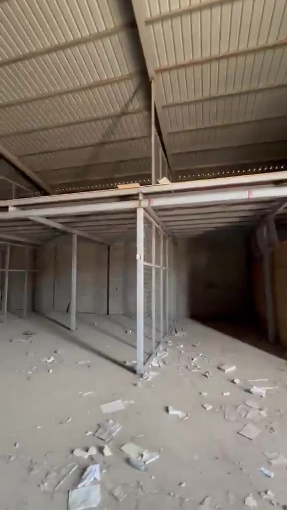 السلام عليكم 
مخزن للبيع جرف النداف 
المساحه 900 متر 
طابقين ، الأرض مصبوبه 
للاستفسار واتساب

***********

