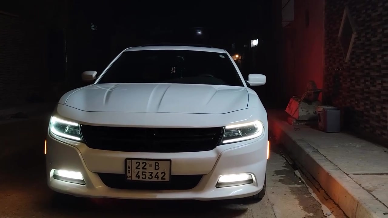 السلام عليكم دوج جارجر sxt وارد كندي
السياره فول فتحه مكفولة كفاله عامه من الصبغ والفتح والتبديل  بيها مكان BDR بسيط 
مكاني: الديوانية
للاستفسار اكثر رقمي 
***********
***********
