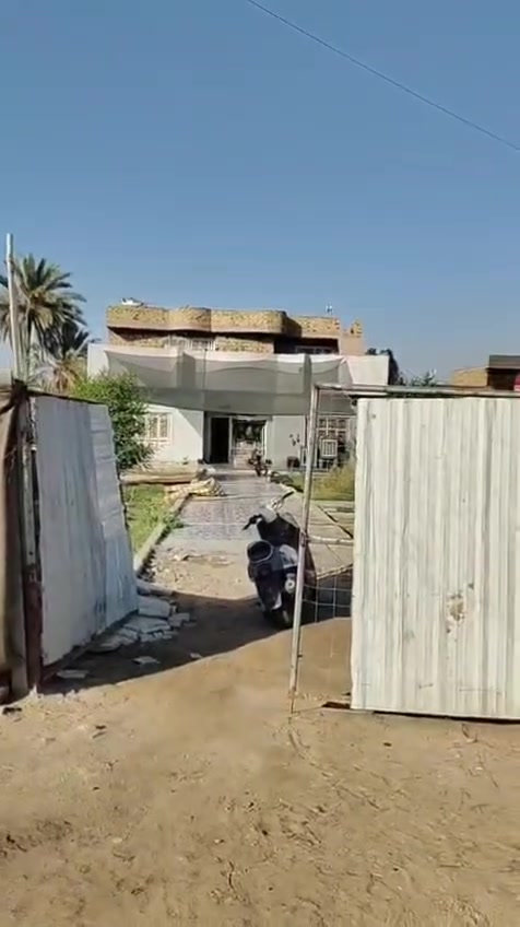 دونم زراعي في محافظه كربلاء المساحة 1750 متر يوجد داخله منزل مساحة منزل 200 متر طوريج وكما موضح في الفيديو المنزل للاتصال وستفسار عن تفاصيل والسعر اتصال ع الهاتف .........
***********
واتساب رقم الاخر
***********
