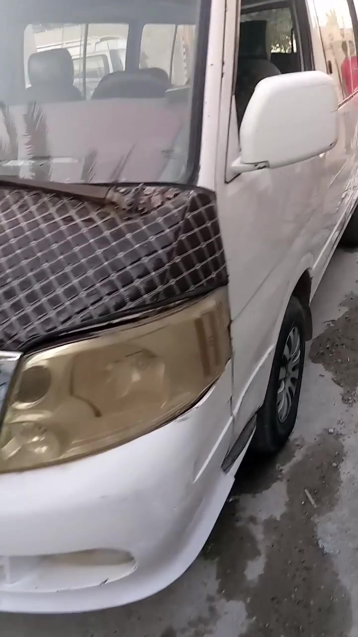 من رخصة الادمن
السلام عليكم 
سياره كيا فتون بترا 2008 محرك وكير خير من الله ياباني 
لون ابيض رقم انكليزي 
مصفره هيئه وغرامات 
سياره شرط التحويل 
السعر  45 بيها مجال حق الجيه 
التواصل على الرقم 
***********
