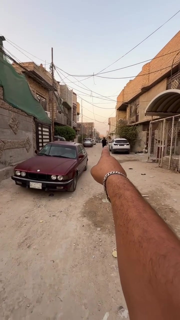 السلام عليكم 
قطعه ارض للبيـــــــــــــــــــع 
مجمع النواب مساحه 60م ركن 
***********
