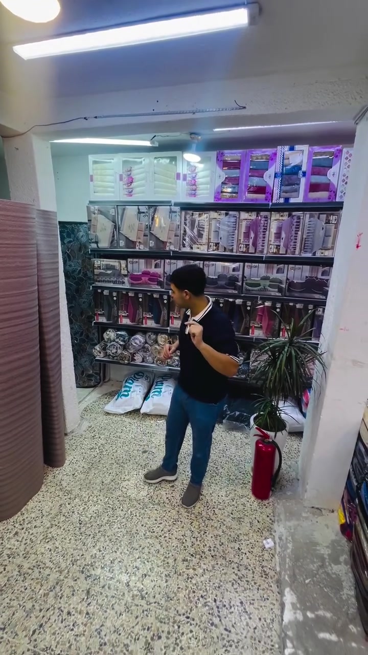 عروض السبت • مفروشات • غرفه اخشاب