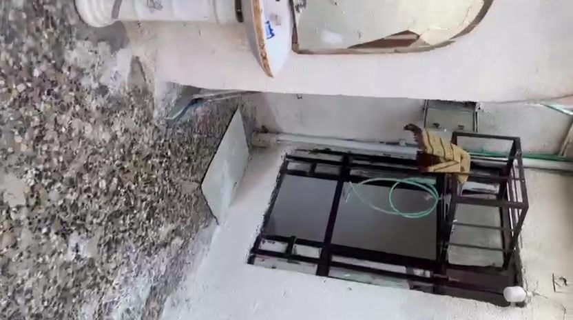 بيت للبيع مساحه ١٠٠متر طابق واحد جاهز السكن(البيت بيه كافه مستلزمات كهربائيات كيزر ماطور ماء خزان سعه ٢٠٠٠لتر صندوق كهرباء واير وجوزه سحب كيبل كهرباء واير انترنيت راوتر) عنوان حي طارق الوسط الزراعي مقابيل كوفي الإقليم بفرع العريض إستفسار ***********
السلام عليكم ورحمه الله وبركاته 
مكلف بنشر 

سعر 55مليون

تفاصيل اكثر البيت تسليم مباشر
بيت للبيع مساحه ١٠٠متر طابق واحد جاهز السكن(البيت بيه كافه مستلزمات كهربائيات كيزر ماطور ماء خزان سعه ٢٠٠٠لتر صندوق كهرباء واير وجوزه سحب كيبل كهرباء واير انترنيت راوتر) عنوان حي طارق الوسط الزراعي مقابيل كوفي الإقليم بفرع العريض إستفسار ***********
