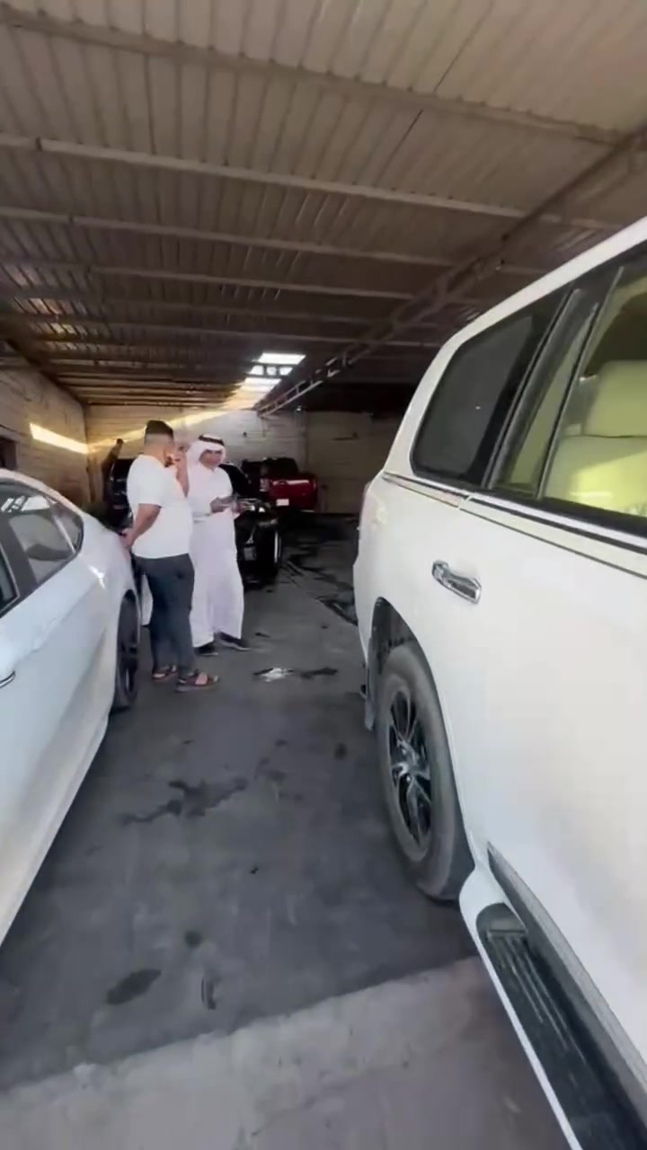 سيارتك تعبر عنك.. خليها تلمع وتلفت الأنظار ✨
الغبار والحرارة يروحون، بس اللمعة الاحترافية تدوم! في محطات نعتني بسيارتك بأدق التفاصيل وكأنها سيارتنا الخاصة.
🧽 خدماتنا تشمل:
غسيل تفصيلي خارجي يعيد للطلاء بريقه ولمعتة
تنظيف وتعقيم شامل للمقصورة الداخلية.
تلميع العجلات والإطارات بمواد حماية عالية الجودة.
📍 العنوان: [الفلوجه شارع 60قرب جسر الثالث    ]
📞 للتواصل والحجز: [***********/***********]
⏱️ ساعات العمل: [من الساعه 8صباحا الي ساعه 8مساء].
