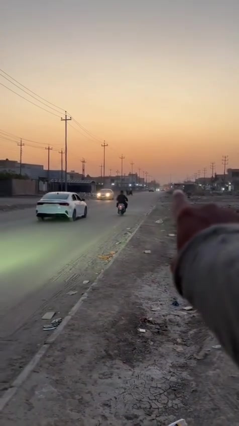 بيت للبيع طابقين طابو صرف  المساحة 200م/يتكون من 6 غرف كبار وصالتين ومناور 2 وإستقبال ومطبخ وصحيات 3 وگراج كبير  وايضاً فضله امام  البيت الناصرية الاسكان الصناعي على شارع عام الحولي آل بو فياض  الاتصال مع صاحب البيت  *********** موقع #تجاري
