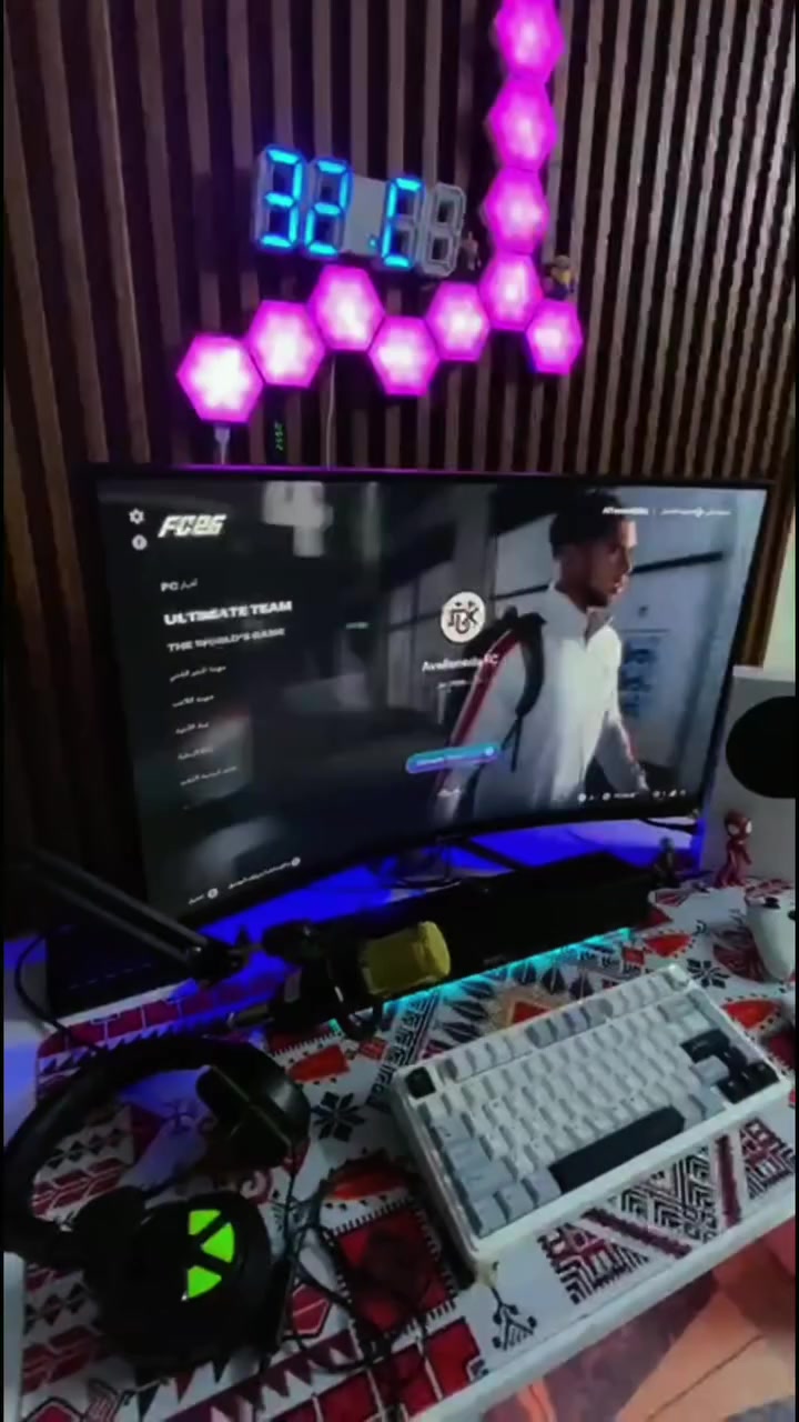 السلام عليكم اكسبوكس سيريس اس اصداد2023مشتري بل 2025الجهاز نضيف  غير داخل صيانه شرط تجي للبيت تفحص  وتشوف بعينك  وتقتنع يله تاخذه نضافه95%  ذاكرته 512كامل ملحقات ثنين جوستك اصليات كيببل hdكيبل تشغيل كيبل شحن  بطاريه اصليه بي شتراك كيم باص شهرين اللعاب المملوكه 81من ضمنها ردد وبيس20  وفيفا 26 وفورزه 6 وهواي العاب موضحات بل فيديو السعر 400  العنوان بغداد الحسينيه للستفسار***********
