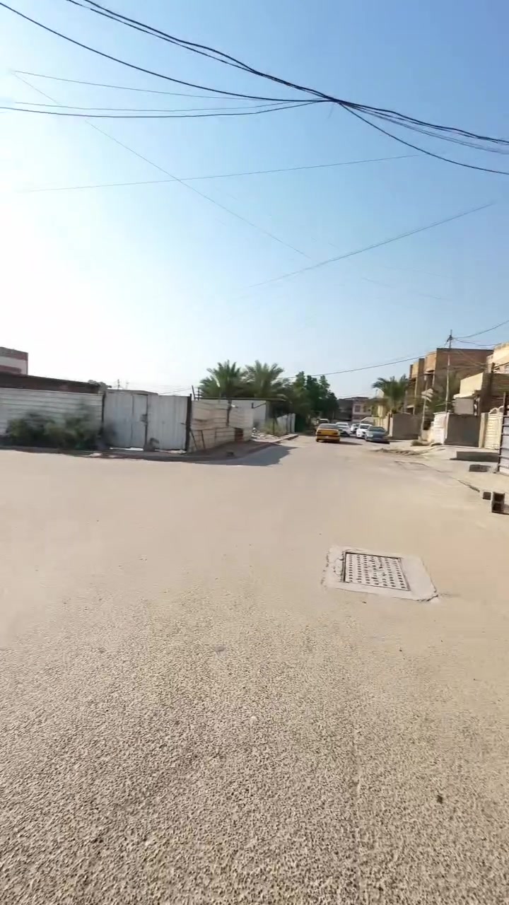 قطعة أرض 100 متر للبيع على شارع 15 ورصيف 4 متر ومقابيلها شارع 15 

📍موقعها- الكرخ حي التراث - قرب المستوصف 

✅الواجهة 5 نزال 20 
✅طابو صرف 
✅بيها اجازة بناء ثاني يوم تبني 
✅منطقة تبليط وخدمات كاملة وهدوء 
✅عرض الرصيف 4 متر 
✅مقابيلها أيضاً شارع 15 يعني حرف T 

✅اكتب تم يجيك السعر خاص 
للإستفسار اكثر - *********** 

تابعوا الصفحة ليلصكم كل ما هو جديد 

متوفرة كافة العروض داخل الصفحة 

عنوان مكتبنا / مكتب باقر لعقارات التراث و المعالف - حي التراث ركن شارع الشبكة
