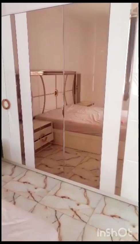 غراض بيت للبيع العنوان كربلاء الشراي يتصل ***********
