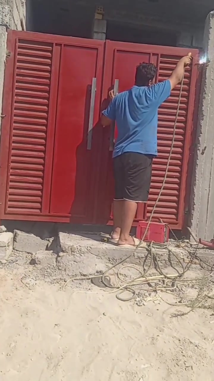 تم انجاز باب اخونه ابو محمد في منطقة سبع البؤر عنوانه بغداد التاجيات مقابيل جسر المصابيح *********** واتساب
