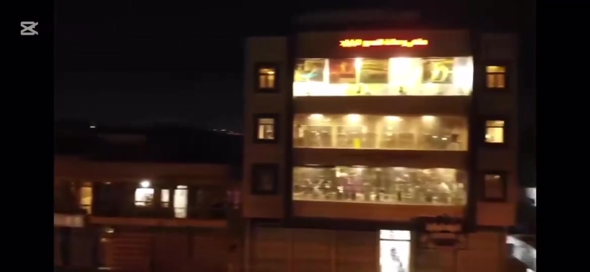 الكتابة
🔥 كوفي وصالة النسور للبليارد للبيع – بغداد 🔥
📍 الموقع: بغداد – القاهرة – الشارع العام باتجاه جامع النداء، مقابل جامع غفار الذنوب.
📐 المساحة: 380 متر
🏢 طابق 3 + مصعد خاص بالكوفي
☕ كوفي جاهز وكامل وشغال وأكثر من 15 سنة بالموقع ومعروف سابقاً باسم القمة.
✨ المحتويات:
🎵 سستم صوت كامل
📹 سستم كاميرات Dahua عدد 8
❄️ سبالت كنتورية 2 طن عدد 6
🛋️ جلسات كاملة
💨 أراكيل: خشب، بابلي، ألماني
🧊 عارضات عدد 2
🎱 4 ميوزه بليارد:
ويركا
سوبر ماستر تك
سوبر ماستر دبل
فونكس حديث
🧊 مبردات عدد 3
🎱 بلي فايف عدد 1
📺 شاشات كبيرة عدد 5
🏠 يوجد غرفة فارغة بمساحة 4×5 متر، تنفع تكون مطعم أو مبيت للعمال.
💰 مشروع كامل وجاهز للعمل وفرصة استثمارية مميزة وبسعر مناسب جداً.
📌 سبب البيع: عدم التفرغ
📞 للاستفسار والتفاصيل: ***********
#كوفي_للبيع #كوفي_بغداد #كوفيات_بغداد #القاهرة_بغداد #بغداد #كوفي_وصالة #صالة_بليارد #بليارد_بغداد #مشاريع_للبيع #مشروع_استثماري #فرصة_استثمارية #استثمار_بغداد #كوفي_جاهز #كوفي_شغال #عروض_بغداد #بيع_وشراء_بغداد #القمة #نسور_للبليارد
