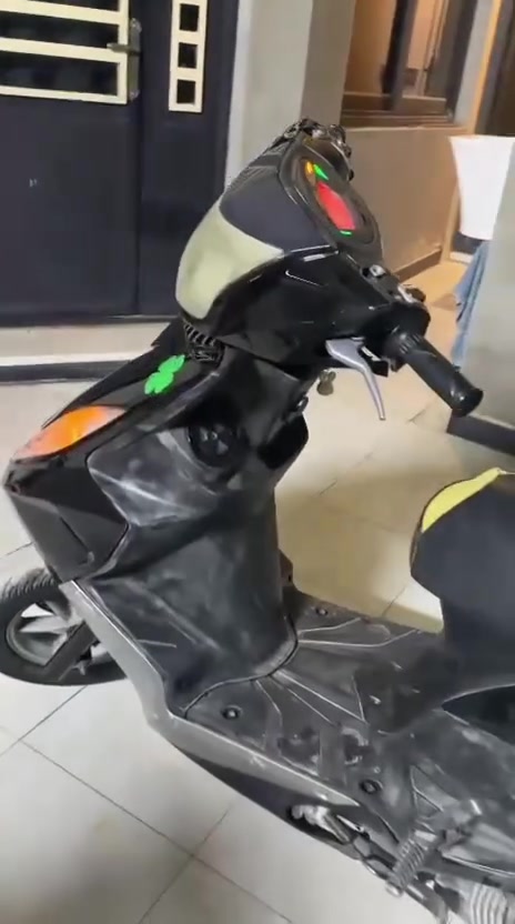 سلام عليكم دراجه GTR محرك 125دراجة  حلوه ونضيفه بس بيه نواقص خفيفه من ضمنهن شاشه ول مكينه تبخر مكاني بغداد 
غزاليه شارع المركز للتواصل لأتصال عل رقم 
او على الصفحه ***********
