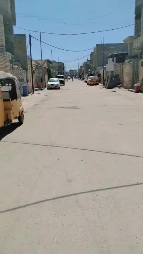 سلام عليكم بيت للبيع 
المساحه 100 متر 
الدسيم اسوق جدو 
مقابل معجنتات البيروتي 
 فرع عطور السيد 
هذا رقمي ***********
