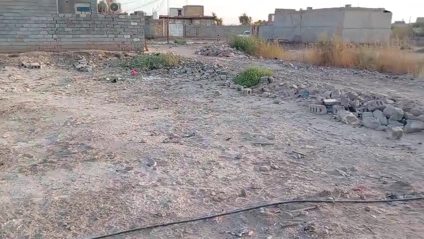 السلام عليكم قطعه البيع مساحه 200ركن الحولي وتنزل بكاع ابو اليث مقابيل كاع علي ال حامي قريبه الحولي وقريبه ملعب الشطره سعر 30مجال كلش بصيط وبخدمت الشراي رقم التواصل ***********ادمن موافقه
