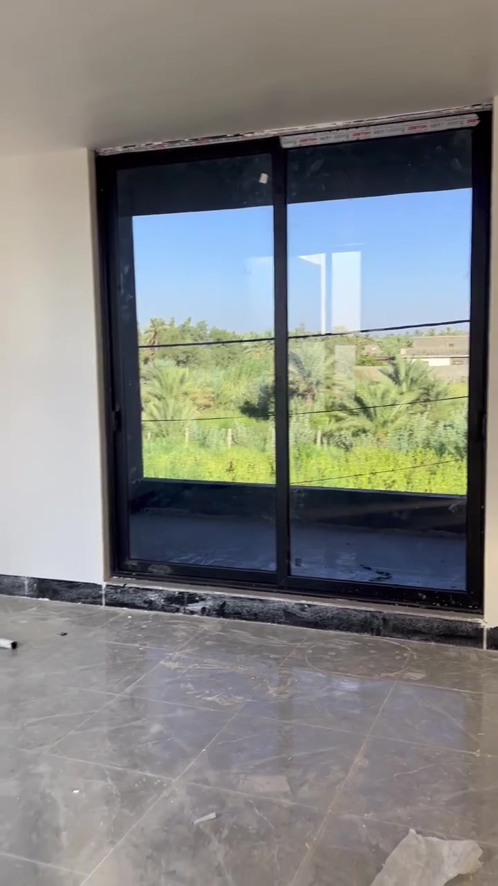 جانب من اعمالنا وبمواصفات عالية الجودة من مناشئ عالمية مع ضمان حقيقي ٥ سنوات 
 متخصصون بكل ما يتعلق بعالم الالمنيوم .

  مواصفات العمل :

 *مقطع تركي درجة اولى حسب طلب الزبون . المنيوم سلاايت مقطع تسعه ونص نضام الري معه جام ١٠ ملم سيكورتي 
قوة وامان!
عازل الصوت ولماء والاتربة

*زوايا تجميع ثقيلة 
*سلكون بلجيكي اصلي 
*جام ١٠ ملم بكل الوانه 
*لاستيك تركي للجام 
*مانع ذباب هدية

اكسسورات تركية ويدات  حديثه تمنع الاتربة والامطار وتوفر عزل حقيقي .

للاستفسار .. ***********
