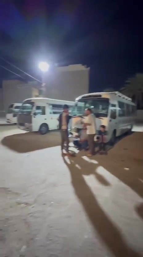تعلن حملةً أم البنينً (ملاحضة) مكان التجمع الأمين الثانية الشهداء سوق الدجاج ..
وهناك سيارت 🚌 تجيك الأقرب نقطة دالة عليك 
نسعي لخدمتكم وأرضائكم ونسال الله التوفيق (خادم الاحملة ابو كرار… رقم الهاتف 📞(***********)متوفر وتساب …
