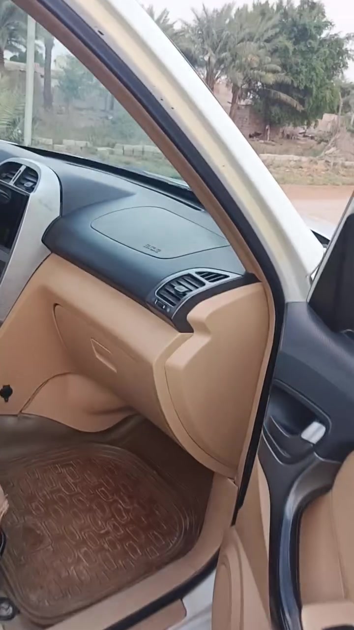 تيكو شيري • ٢٠١٢ • بدون صبغ