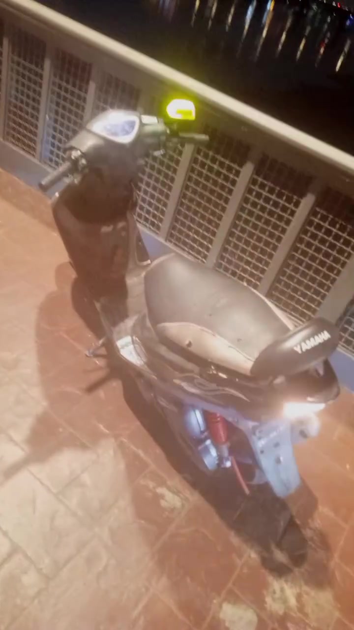 سلام عليكم شباب ماكس عدله بلاديه نضيف حلوه مكينته كهربايت كله شغلاه السعر ٥٧٥وبيه مجال مكاني بغداد الزعفرانية ***********
