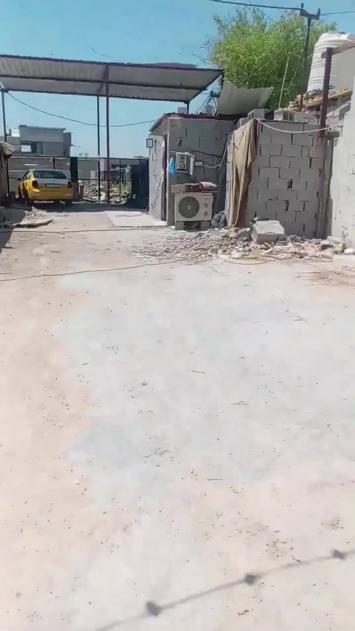 قطعه أرض زراعي للبيع مساحه ٢٠٠ م
علئ شارعين خدمات كامله القطعه نصين النص الخلفي مؤجر مولده والنص الثاني ع شارع مبلط زعفرانيه شارع معهد قرب منصه ***********
